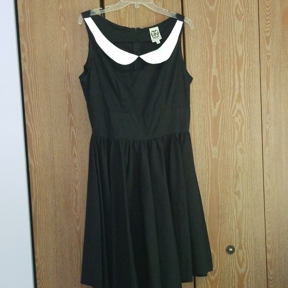 Dress with Peter Pan collar